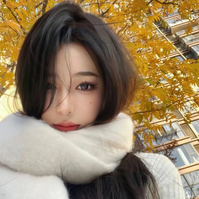 女人在家